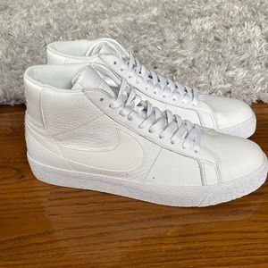 NIKE SB ZOOM BLAZER MID